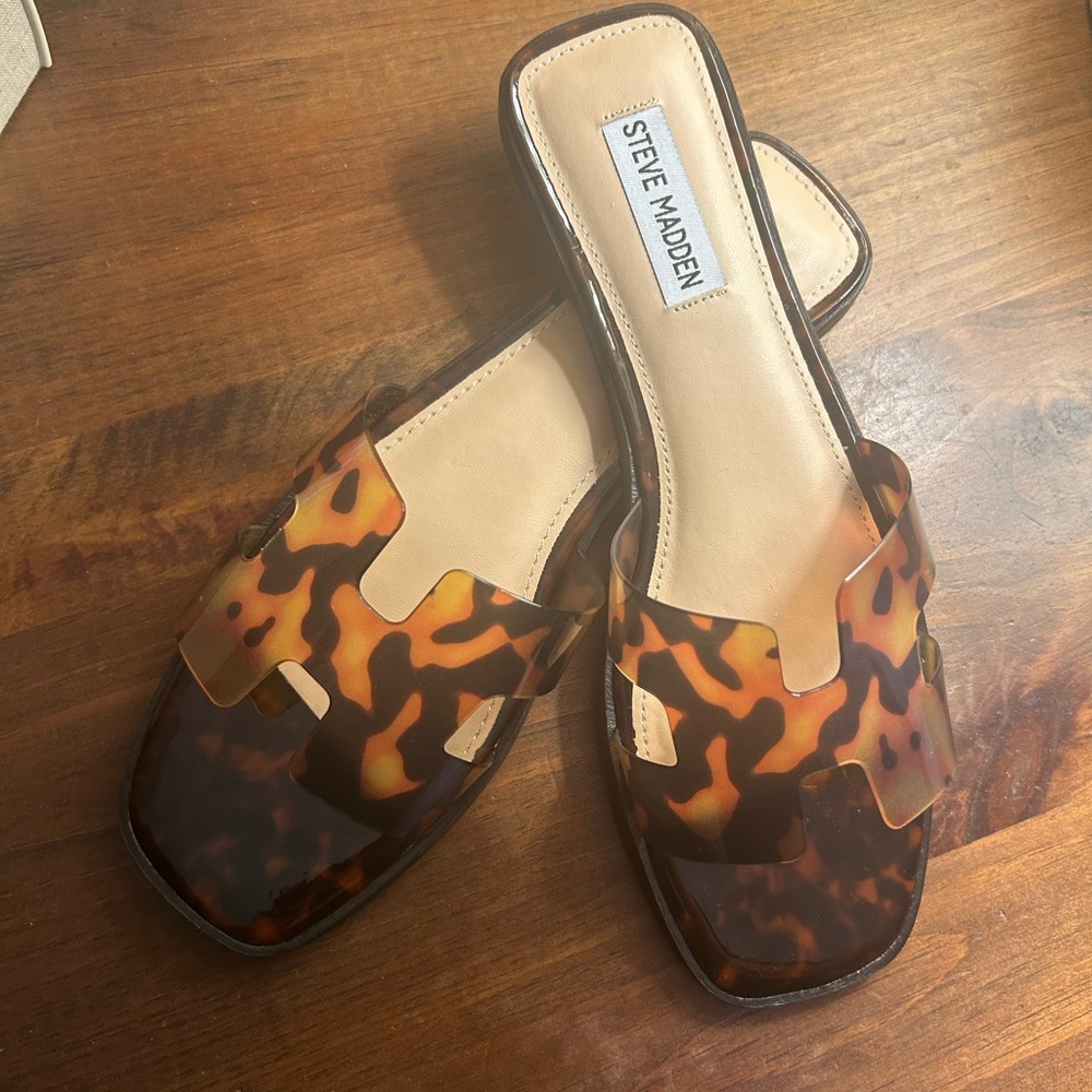 Steve Madden Brown Tortoise Slide Sandals